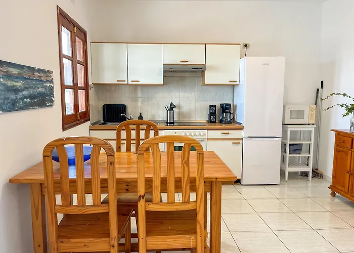 Juwel Des Meeres Nudist Place Fkk Complejo Nudista - - Charco del Palo