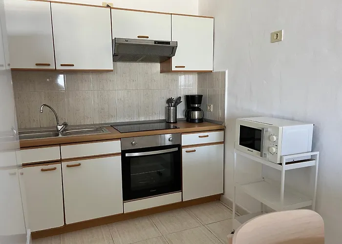 Juwel Des Meeres Nudist Place Fkk Complejo Nudista - - *